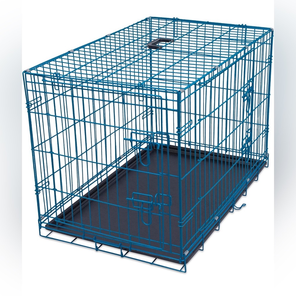 Foldable small pet cage , used but still in great condition (blue color )